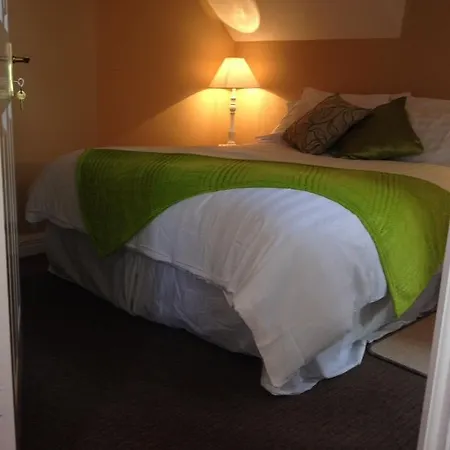 بيت ضيافة Killary House *