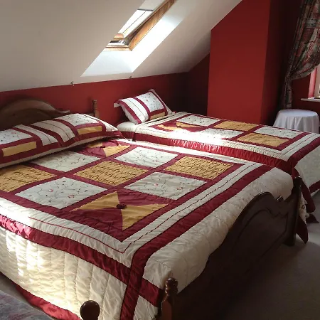 Killary House ويستبورت